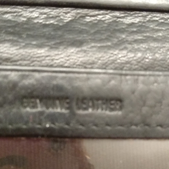 Fossil Elegant Compact Black Genuine Leather Wallet Kisslock Coin Purse - Picture 16 of 16